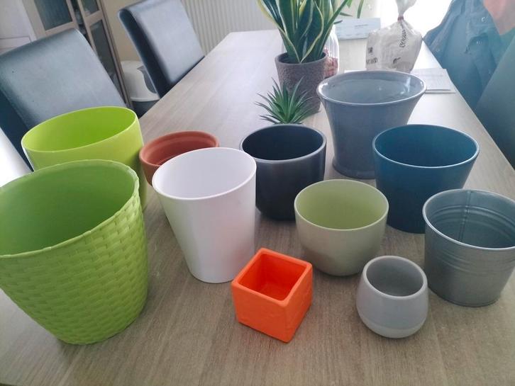 Set van 11 bloempotten, Tuin en Terras, Bloempotten, Zo goed als nieuw, Terracotta, Ophalen of Verzenden