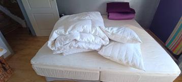 Couette + 2 Oreillers Ikea, Comme neuf, Enlèvement, Couverture ou Couette, Blanc