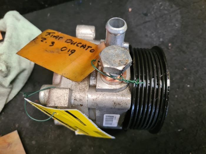 Stuurbekrachtiging Pomp van een Fiat Ducato, Auto-onderdelen, Besturing, Fiat, Gebruikt, 3 maanden garantie, Ophalen of Verzenden
