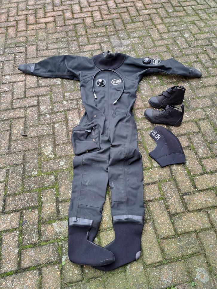 Droogpak Otter, Watersport en Boten, Overige Watersport en Boten, Zo goed als nieuw, Ophalen