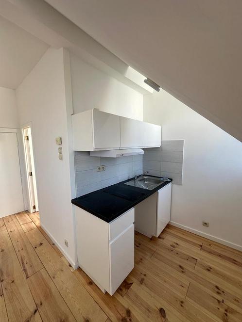 A louer  log. 1ch liege 5 min de la ville qurt. st Leonard, Immo, Appartementen en Studio's te huur, Luik (stad)
