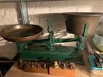 Antieke mooie weegschaal met koperen schalen en gewichtjes, Ophalen, Koper