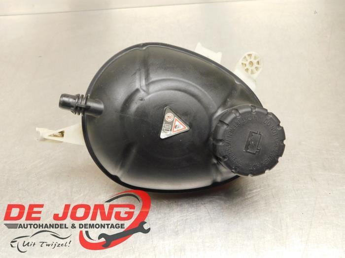 Expansievat van een Mercedes C-Klasse, Auto-onderdelen, Overige Auto-onderdelen, Mercedes-Benz, Gebruikt, 3 maanden garantie, Ophalen of Verzenden