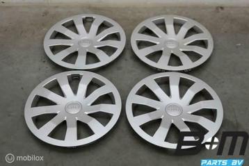 Set 15 inch wieldoppen Audi A1 GB 82A601147