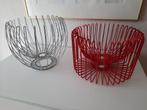 2 Design fruitschalen in rood en inox kleur, Ophalen, Overige materialen, Schaal, Rond