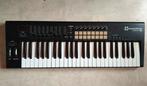 Novation launchkey 49, Muziek en Instrumenten, Midi-apparatuur, Ophalen, Zo goed als nieuw