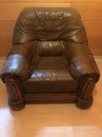 Deux fauteuils cuire et chêne massif, Maison & Meubles, 75 à 100 cm, Cuir, Enlèvement, Utilisé