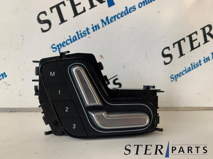 Commutateur réglage siège d'un Mercedes Sprinter, Autos : Pièces & Accessoires, Habitacle & Garnissage, Mercedes-Benz, Utilisé