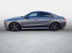 Mercedes-Benz CLA-klasse Coupé 180 AMG LINE - MAGNO GREY -, Auto's, Stof, Gebruikt, 4 cilinders, 136 pk