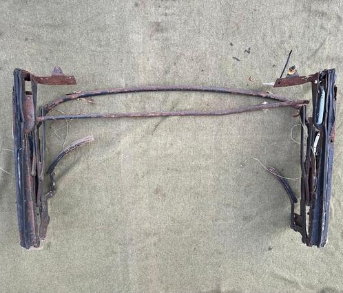 Volkswagen Bug 1302 1972 en Cabrio-Rahmen 151871025F, Auto diversen, Auto-accessoires, Gebruikt, Ophalen of Verzenden