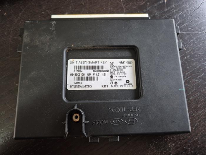 Smart entry computer van een Kia Sorento, Auto-onderdelen, Elektronica en Kabels, Kia, Gebruikt, 3 maanden garantie, Ophalen of Verzenden