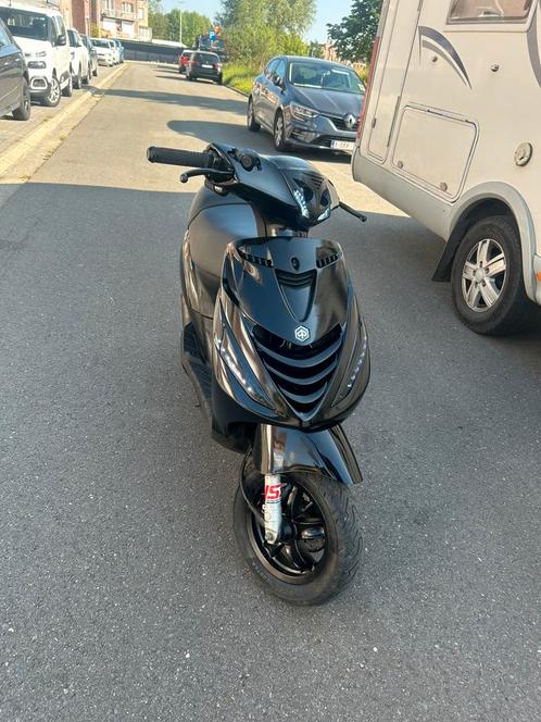Piaggio zip 4t a klasse 80cc, Fietsen en Brommers, Scooters | Piaggio, Ophalen