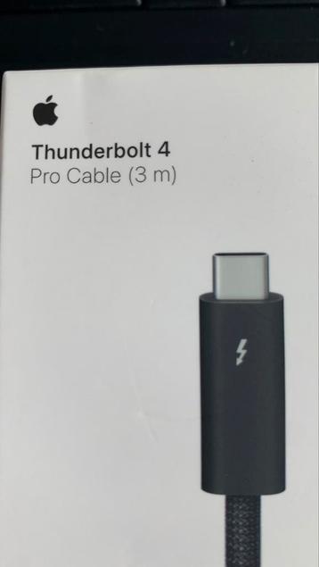 Apple/Thunderbolt 4 Pro Cable (3 m) NEUF jamais ouvert 