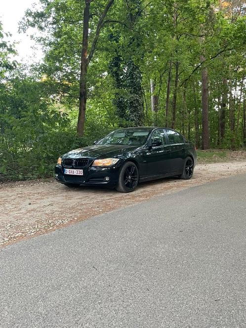 Bmw e90 318i, Auto's, BMW, Particulier, 3 Reeks, Benzine, 5 deurs, Handgeschakeld, Zwart, Zwart, Ophalen