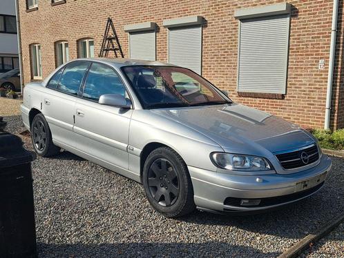 Opel Omega 2.2i, Auto's, Opel, Particulier, Omega, Benzine, Handgeschakeld, Achterwielaandrijving, Ophalen