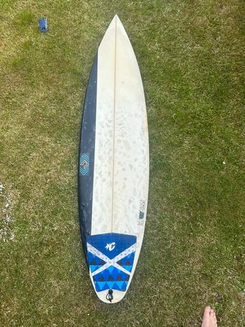 Surfboard surfplank 6’4