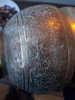 sierpot in koper met rasterdeksel, Enlèvement, Cuivre