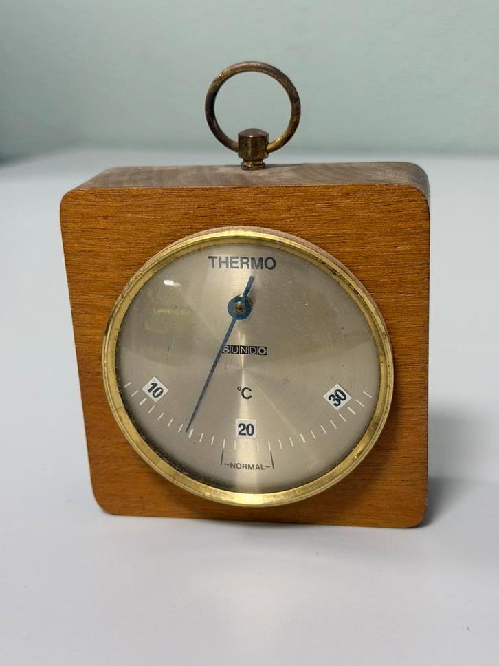 Vintage SUNDO Thermometer & Barometer — Houten Behuizing 9cm, Audio, Tv en Foto, Weerstations en Barometers, Zo goed als nieuw