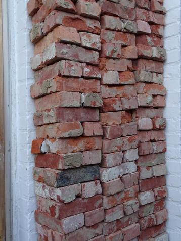 Gekuiste oude bakstenen recuperatie gevelstenen renovatie beschikbaar voor biedingen