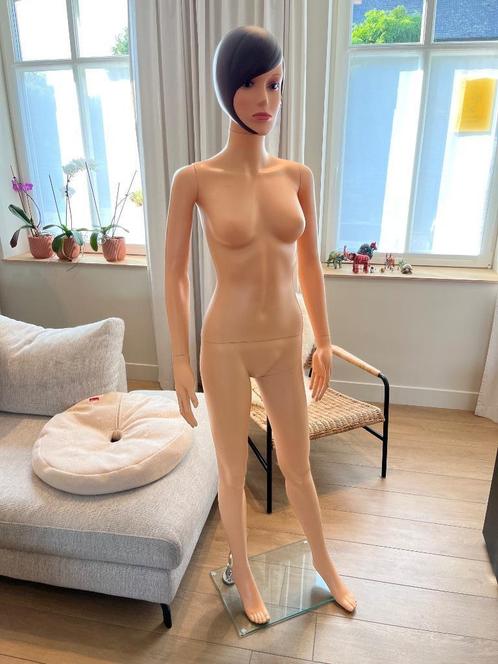 Vrouwelijke Paspop Etalagepop Mannequin, Zakelijke goederen, Kantoor en Winkelinrichting | Winkel en Inventaris, Ophalen