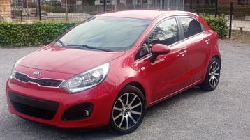 Kia Rio benzine in zeer mooie staat. 5deurs vele opties. beschikbaar voor biedingen