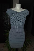 Superbe robe droite "MORGAN" bleu et blanc T36 comme NEUVE!, Enlèvement ou Envoi, Taille 36 (S), Longueur genou, Bleu