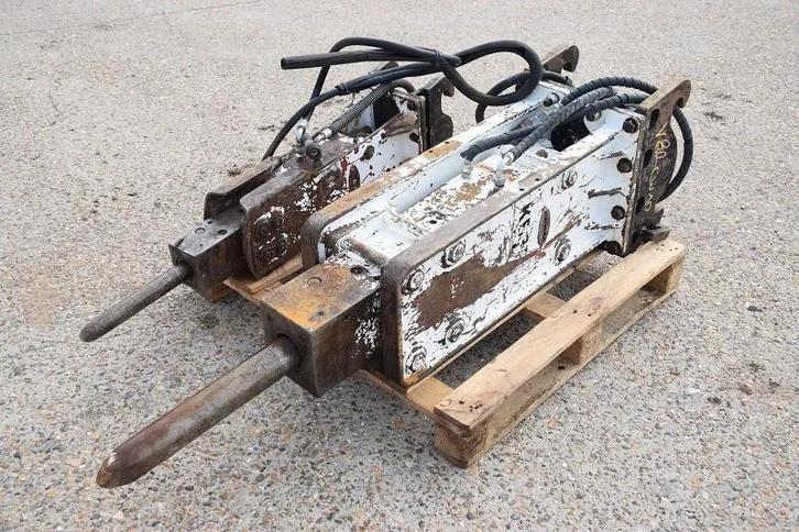 Komac CW10 Komac Hammer CW10 -stock id V80, Zakelijke goederen, Machines en Bouw | Onderdelen