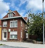 Woning met 3 slaapkamers en garage te Dadizele, 200 tot 500 m², MOORSLEDE, 3 kamers, Hoekwoning