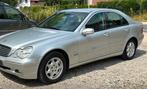 Mercedes classe c 180  104500km. 4/2001, Auto's, Mercedes-Benz, Voorwielaandrijving, Stof, Dealer onderhouden, 2000 cc