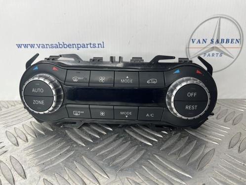 Kachel Bedieningspaneel van een Mercedes CLA, Auto-onderdelen, Dashboard en Schakelaars, Mercedes-Benz, Gebruikt, 3 maanden garantie