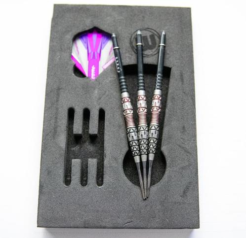 Simon Whitlock 24g Special Edition Darts – Met Nano-Grove Pu, Sports & Fitness, Fléchettes, Utilisé, Fléchettes, Enlèvement ou Envoi