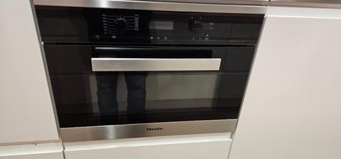 Four combiné compact Miele M6262, Elektronische apparatuur, Microgolfovens, Zo goed als nieuw, Inbouw, Combi-microgolfoven, 45 tot 60 cm