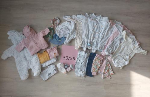 Kledingpakket meisje maat 50/56 (voornamelijk 56) - 38 stuks, Kinderen en Baby's, Babykleding | Baby-kledingpakketten, Gebruikt
