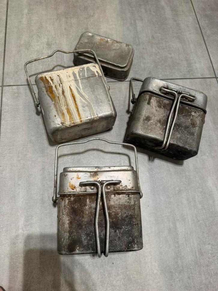 Lot van 3 Franse gamellen wo2, Verzamelen, Militaria | Tweede Wereldoorlog, Ophalen of Verzenden