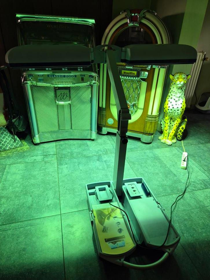 Topper hb952 philips sun&relaxmobile met facial plus, Electroménager, Solarium, Banc solaire & Bronzage facial, Solarium visage