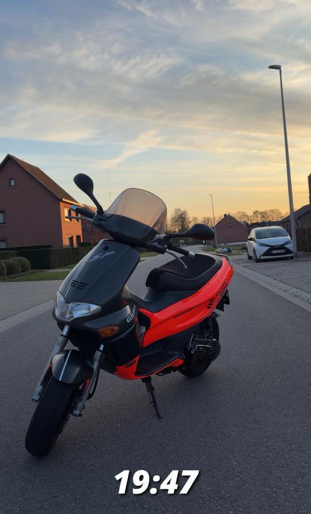 Gilera Runner A1 172cc, Fietsen en Brommers, Scooters | Piaggio, Zo goed als nieuw, Tweetakt, Ophalen of Verzenden
