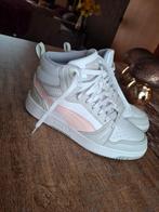 Maat 39 puma's, 1x gedragen, Kleding | Dames, Schoenen, Ophalen, Puma, Wit, Zo goed als nieuw