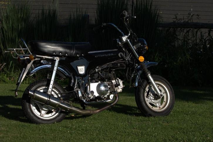 Honda Dax, Fietsen en Brommers, Brommers | Honda, Zo goed als nieuw, Overige modellen, Klasse B (45 km/u), Ophalen