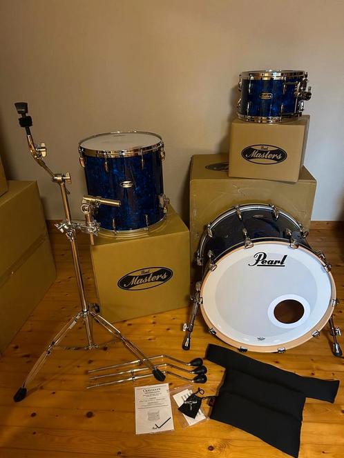 Pearl Masters Maple Gum Shell set, in nieuw staat, Muziek en Instrumenten, Drumstellen en Slagwerk, Zo goed als nieuw, Pearl, Ophalen
