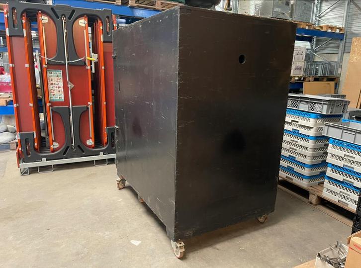 Transportkar Met Vervoermateriaal te koop!, Doe-het-zelf en Bouw, Transportwagens, Gebruikt, Transportkar, Ophalen