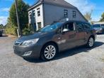 Opel Astra 1.6i Sports Tourer Cosmo,Leder,Gps,Sensoren,..., Auto's, Euro 5, 4 cilinders, 149 g/km, Leder