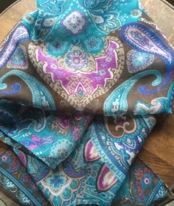 Vintage Paisley motief turquoise/fuchsia sjaal Bardot style