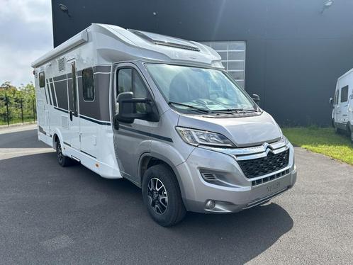 Carado T 457 PRO met face to face indeling en lengtebedden, Caravans en Kamperen, Mobilhomes, Bedrijf, Half-integraal, tot en met 4