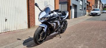 Ninja 650 uit 2020 Urgent beschikbaar voor biedingen