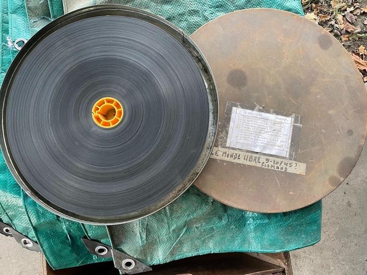 Film d'Actualités en 35 mm. " LE MONDE LIBRE ", Audio, Tv en Foto, Filmrollen, 35mm film, Ophalen