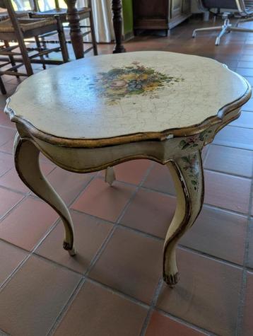 Tof vintage tafeltje polychromé (D.4804) beschikbaar voor biedingen