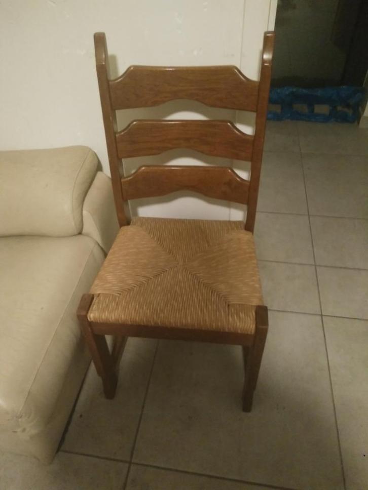 4 Nieuwe Stoelen Antiek Hout . Niet Op Gehaald ., Huis en Inrichting, Stoelen, Nieuw, Hout, Riet of Rotan, Bruin, Ophalen