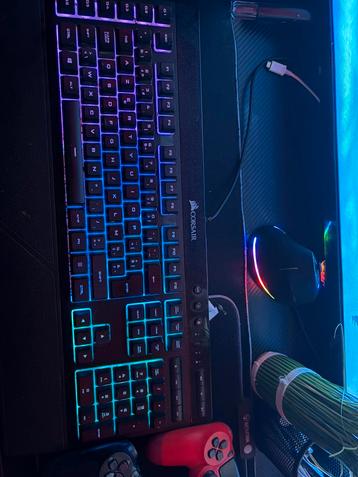 Playstation 4 pro + 2 manette + clavier corsair + souris, Enlèvement