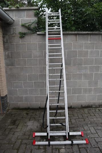 Altrex tweedelige ladder