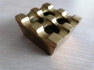 design messing retro asbak  beschikbaar voor biedingen